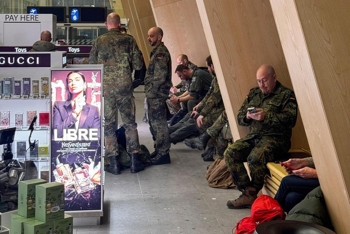 Alemania retira a sus soldados de Groenlandia, de acuerdo a lo previsto para su misión exploratoria