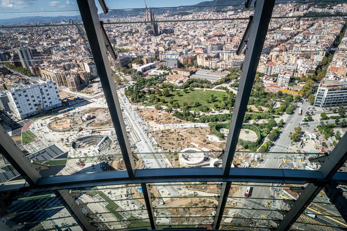 Las obras de Glòries encara la recta final para el estreno de la segunda mitad del parque a inicios de 2025