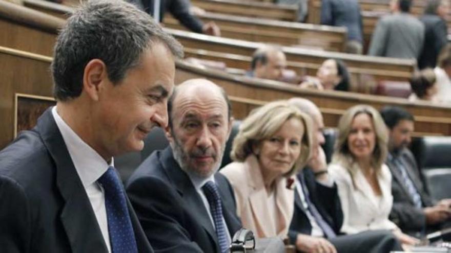 Zapatero firma hoy la disolución de las Cortes