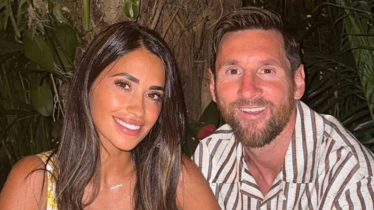 Antonela Roccuzzo junto a Leo Messi