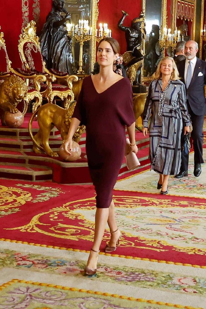 Sofía Palazuelo ha llevado el vestido para invitadas embarazadas más chic  para este otoño invierno - Woman