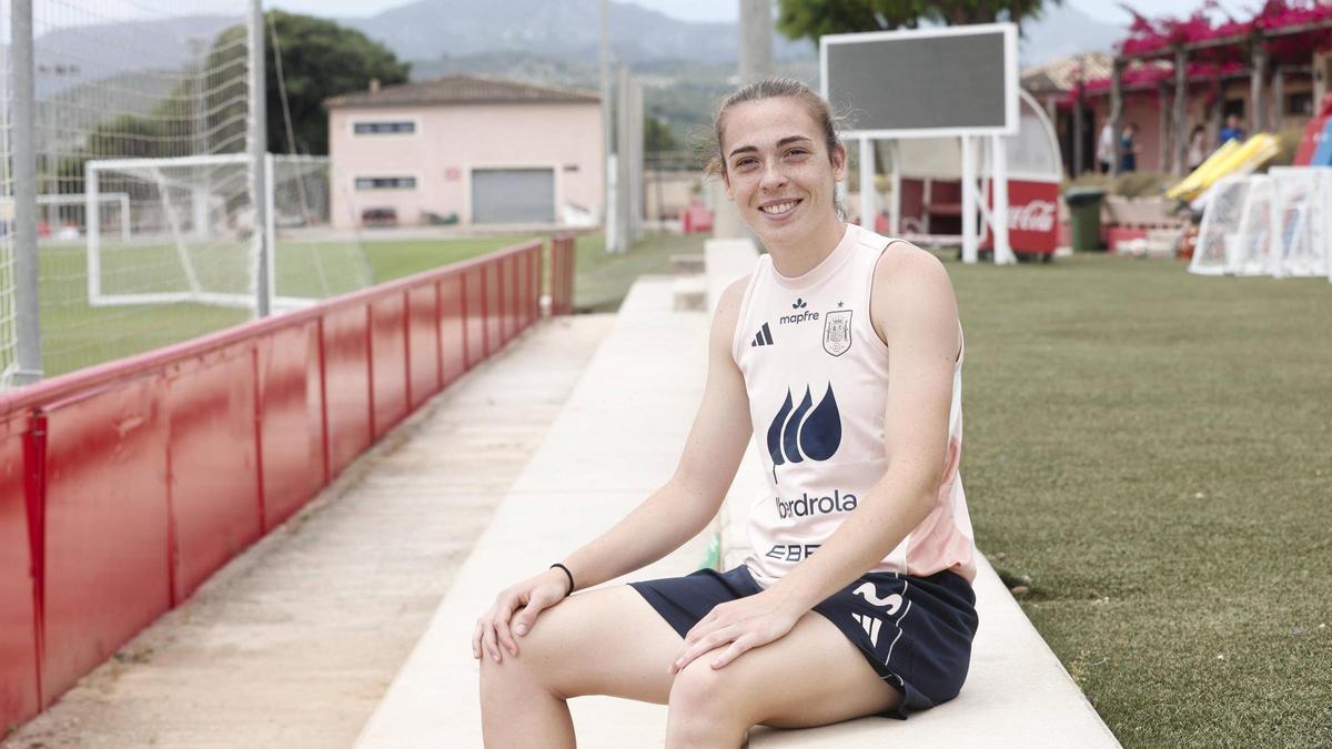 Lucía Corrales posa  para este diario en la  Ciudad Deportiva Antonio Asensio.