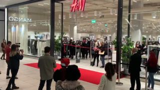 H&M inaugura su nueva tienda en Vialia la víspera del Black Friday
