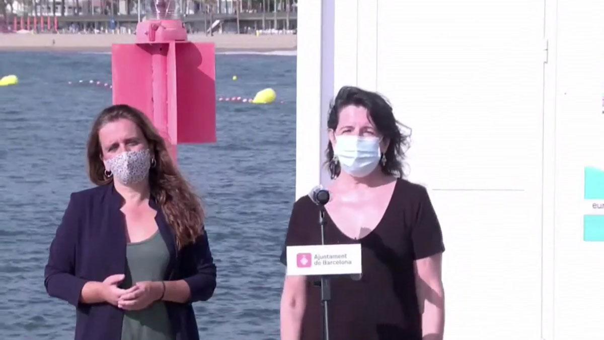 Barcelona analizará el agua para detectar brotes de coronavirus precozmente. Lo explican la concejala de Salud, Gemma Tarafa, y la catedrática de Microbiología de la UB, Rosina Gironés.