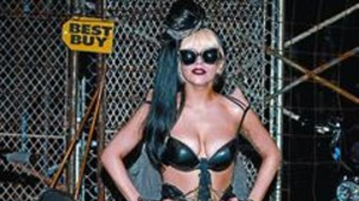 Lady Gaga, el lunes, ante sus fans, en la tienda Best Buy de Manhattan.