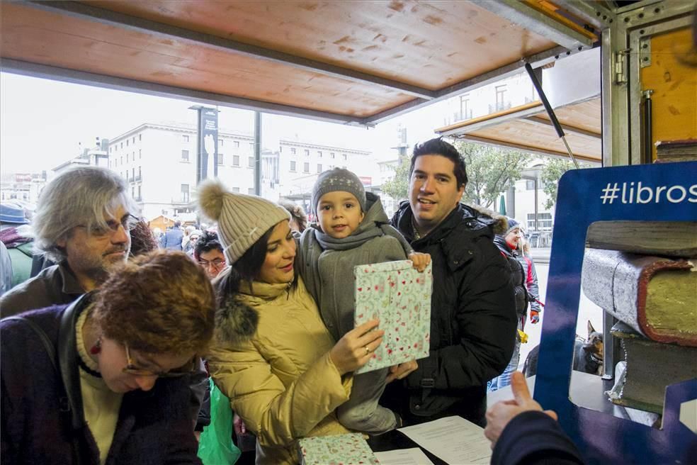 El amigo invisible literario en Zaragoza