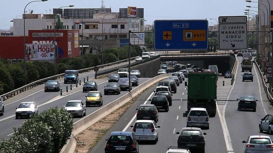 La Vía de Cintura es una de las vías más saturadas de España, según la DGT.