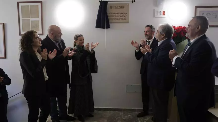 Marga Prohens inaugura la nueva sede de SFM en el antiguo Hostal Términus