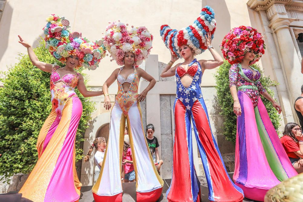 Los catralenses y muchos vecinos de la Vega Baja estallan en alegría y fiesta para iniciar las celebraciones de San Juan con el chupinazo