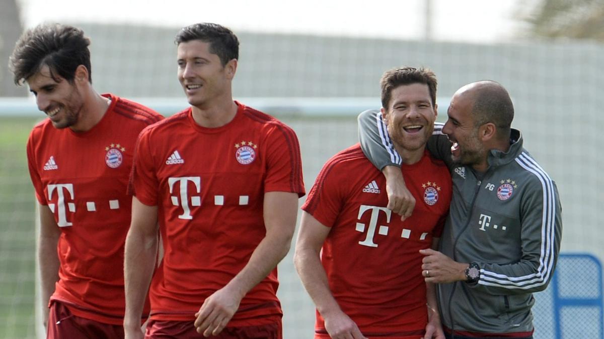 Pep y Xabi, durante una sesión de entrenamiento del Bayern