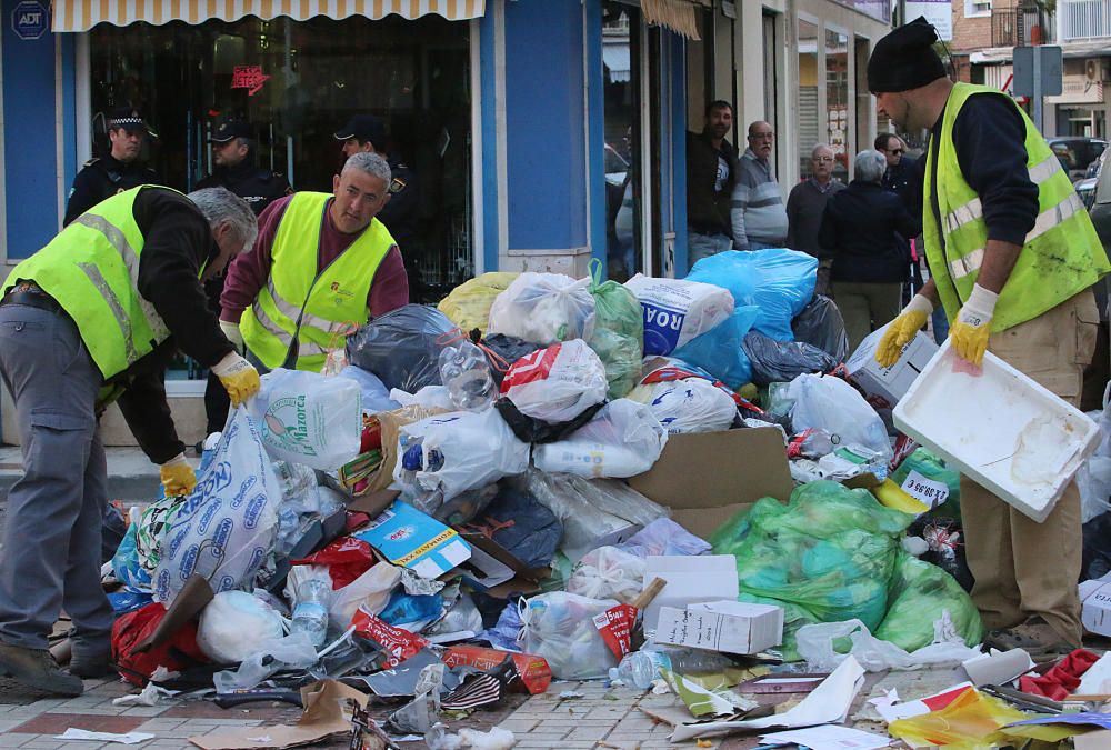 Empieza la recogida de basura de una empresa externa