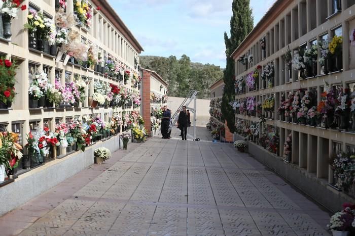 Día de Todos los Santos en el cementerio de Lorca