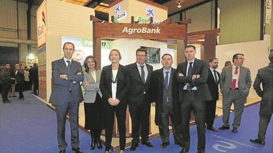 CaixaBank consolida su decidida apuesta por el sector agrícola