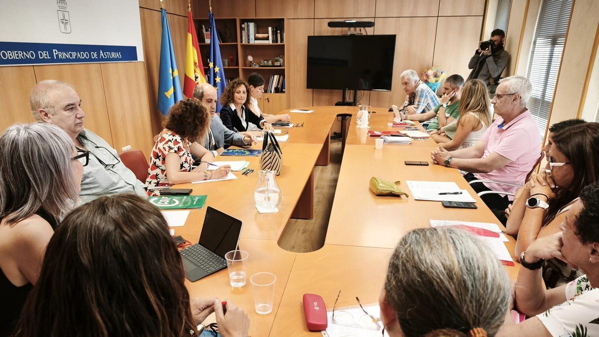 Reunión de la mesa de diálogo de la red de escuelinas de 0 a 3 años.