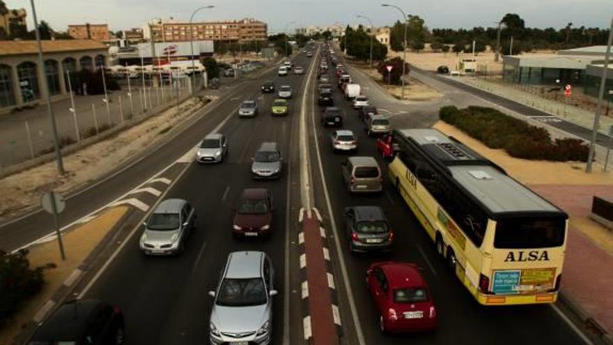 Exigen medidas para reducir la velocidad en la ronda de Sant Joan