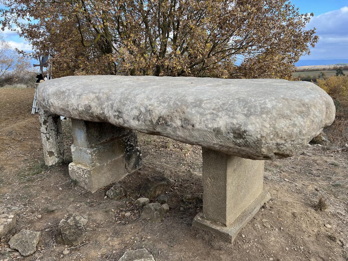 L'estàtua-menhir del Roc de la Mare de Déu (Riner).