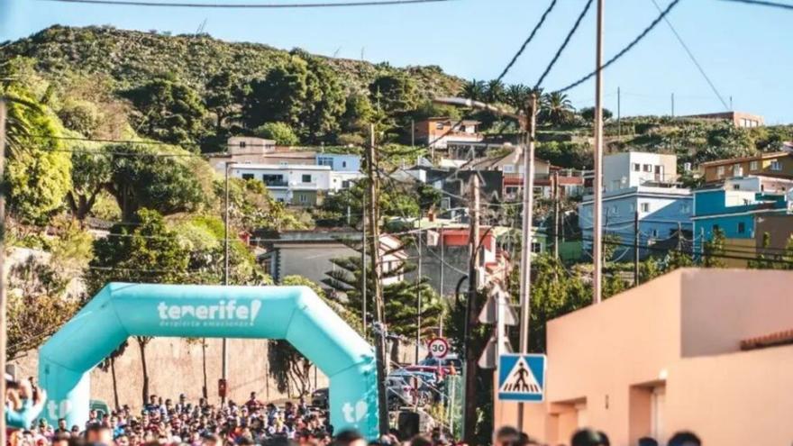 Un momento de la salida de la prueba desde Jardina. | | @ JOSÉ MIGUEL MUÑOZ