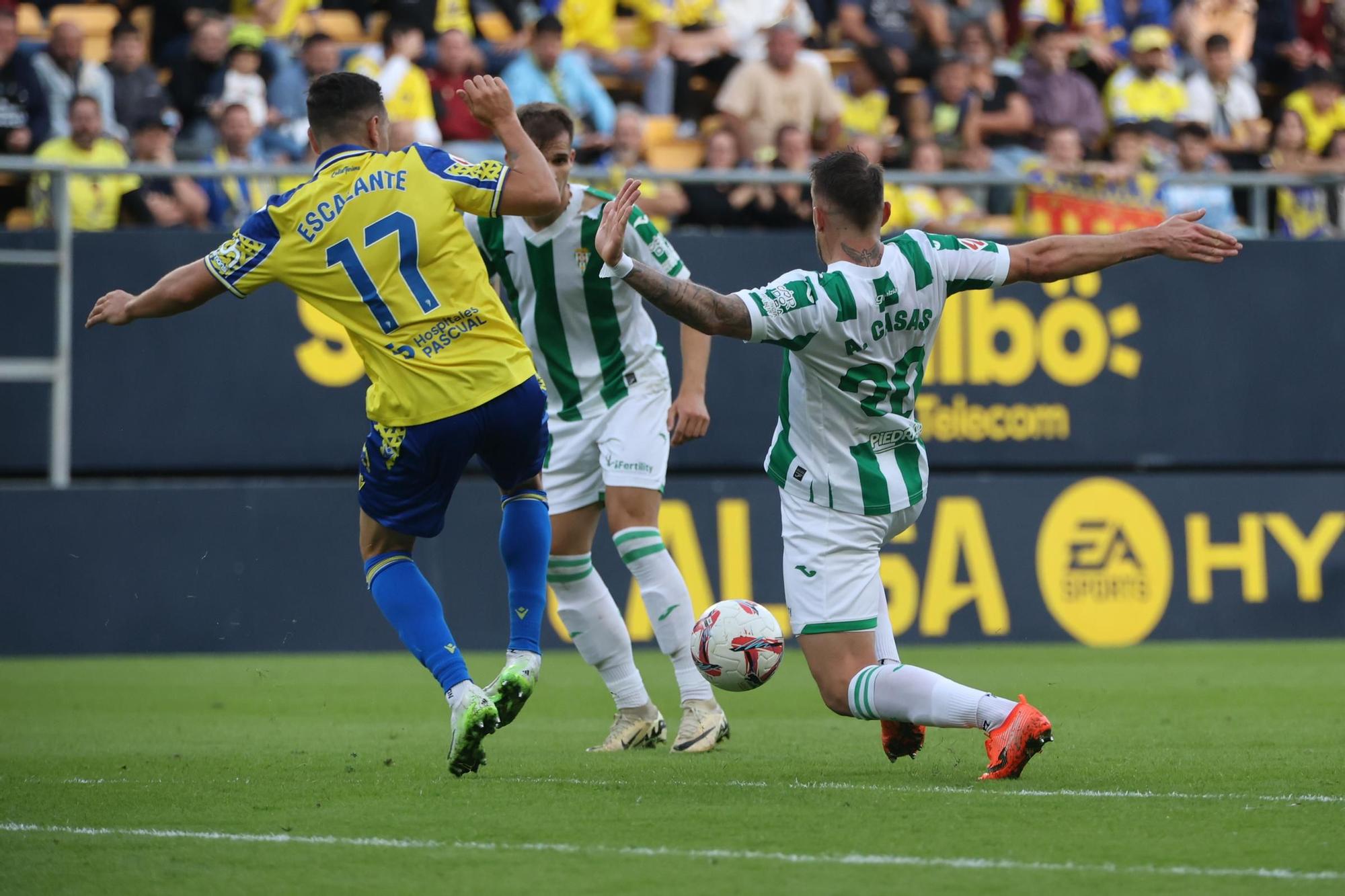 Cádiz CF-Córdoba CF | Las imágenes del partido de la Liga Hypermotion