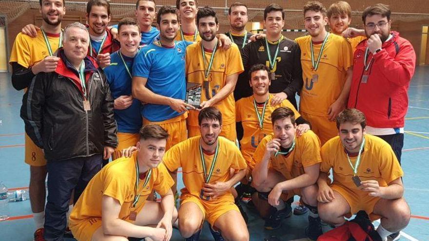 El balonmano masculino conquista el bronce