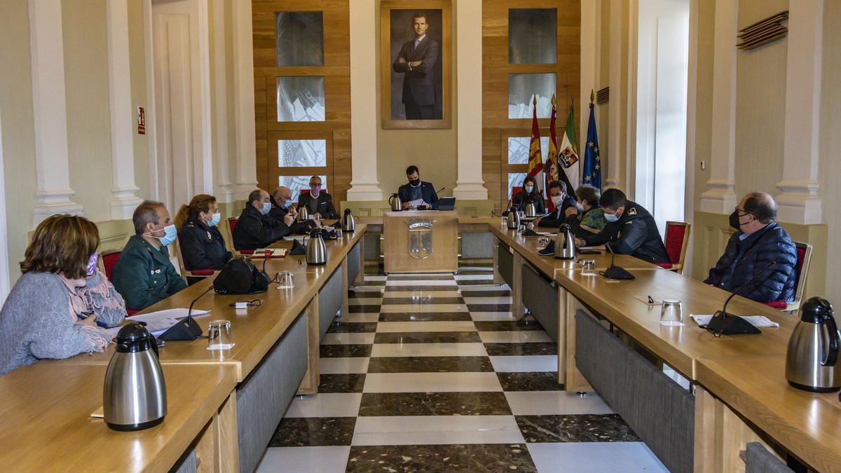 Mesa técnica local contra la violencia de género, en Cáceres.