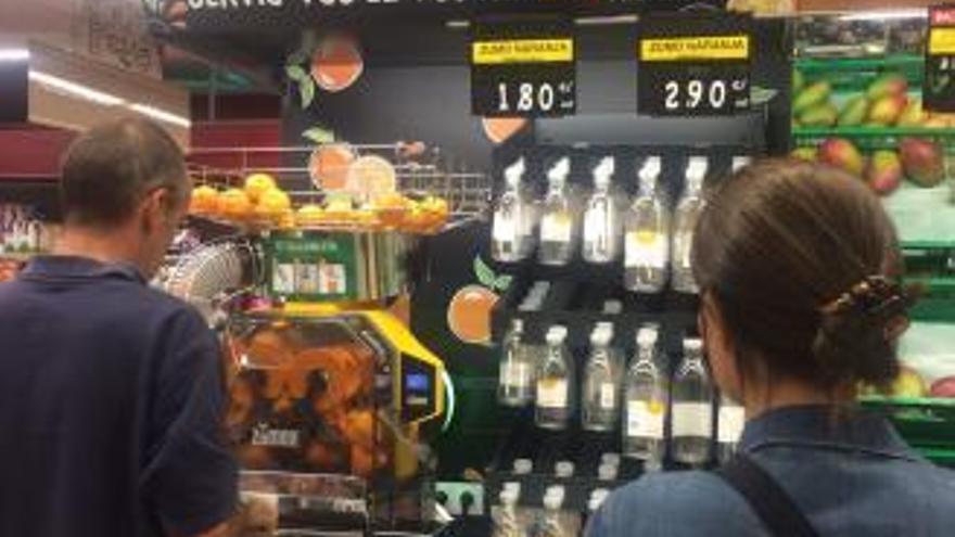 Mercadona ya ofrece zumo de naranja recién exprimido en todas sus tiendas