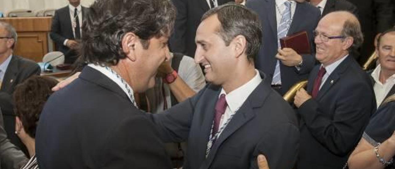 El diputado de C&#039;s, Fernando Sepulcre, y el presidente de la Diputación, César Sánchez.