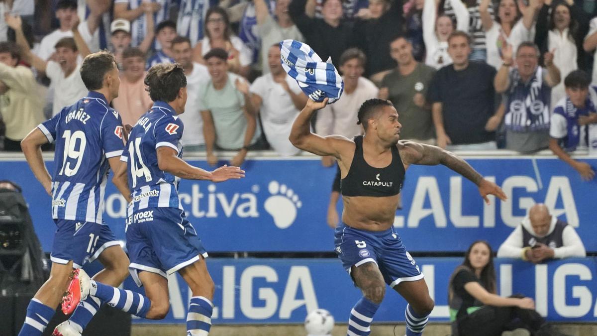 RESULTADOS LALIGA | El Alavés gana a un Getafe que jugó la mitad del partido con uno menos
