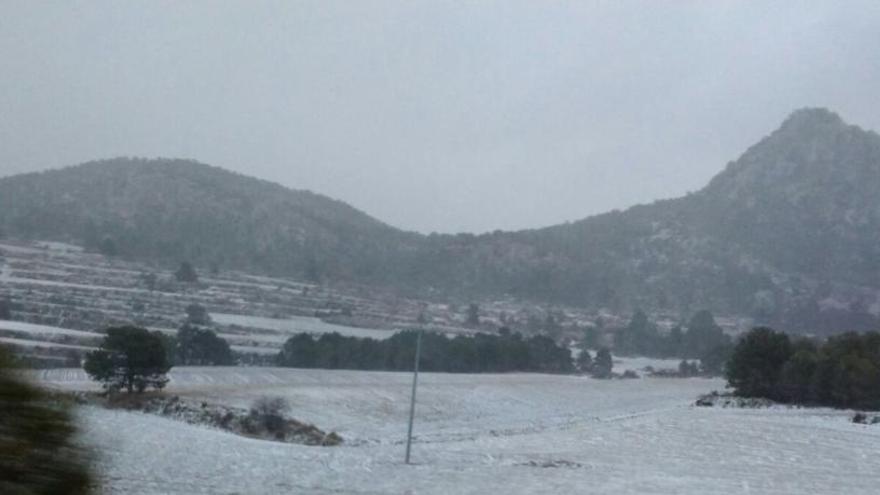 La nieve esta mañana en las zonas altas del Noroeste