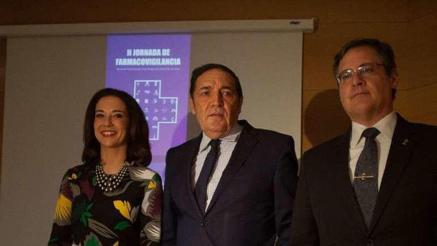 Raquel Martínez, Antonio María Saéz y Juan Prieto Corpa.