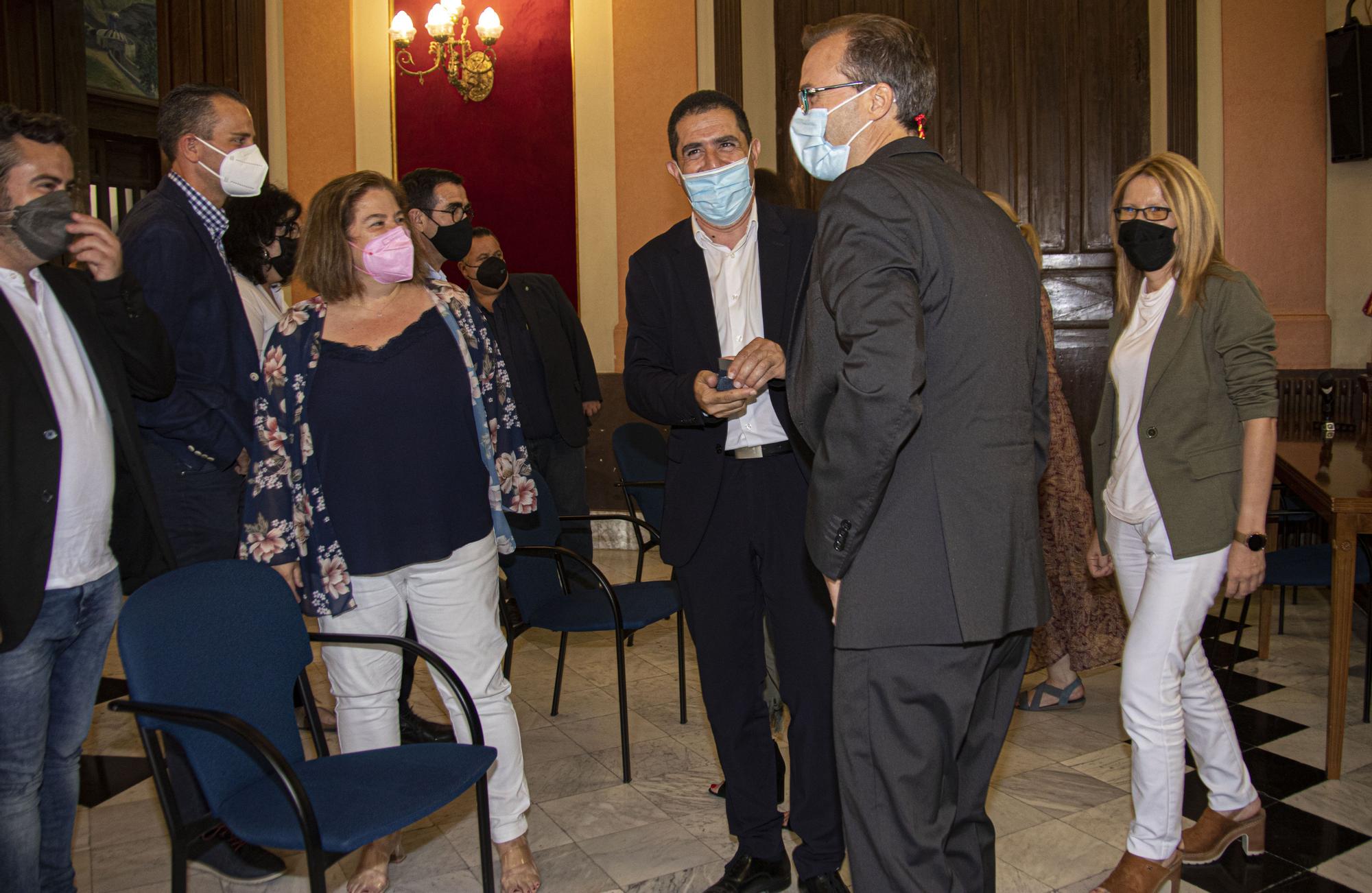 Toma de posesión de Jordi Segura, nuevo concejal del PSOE en Alcoy