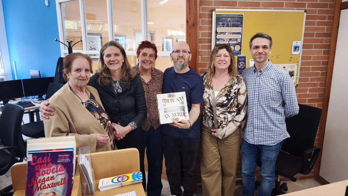 Vídeo: Mar de Niebla celebra el Día del Libro inaugurando exposición en La Camocha