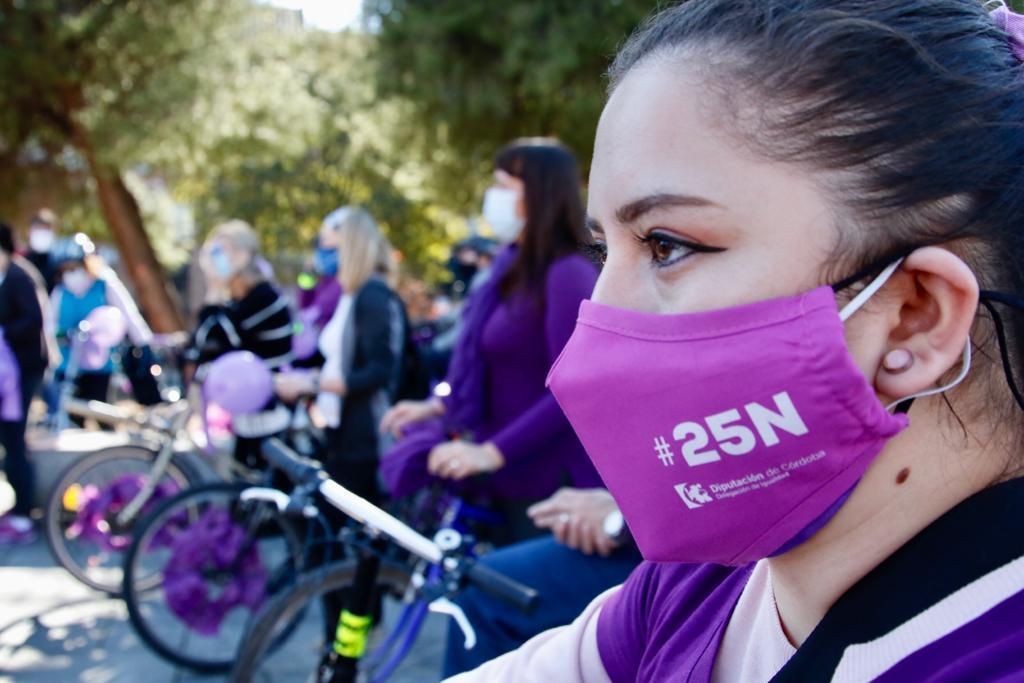 Marcha en bici contra la violencia machista