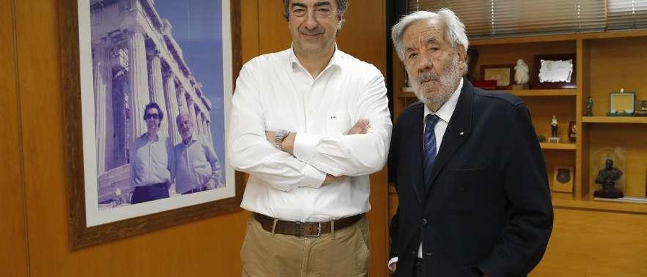Alejandro y Adriano Marques de Magallanes. Padre e hijo, actual director general y fundador de la compañía.  // Ricardo Grobas