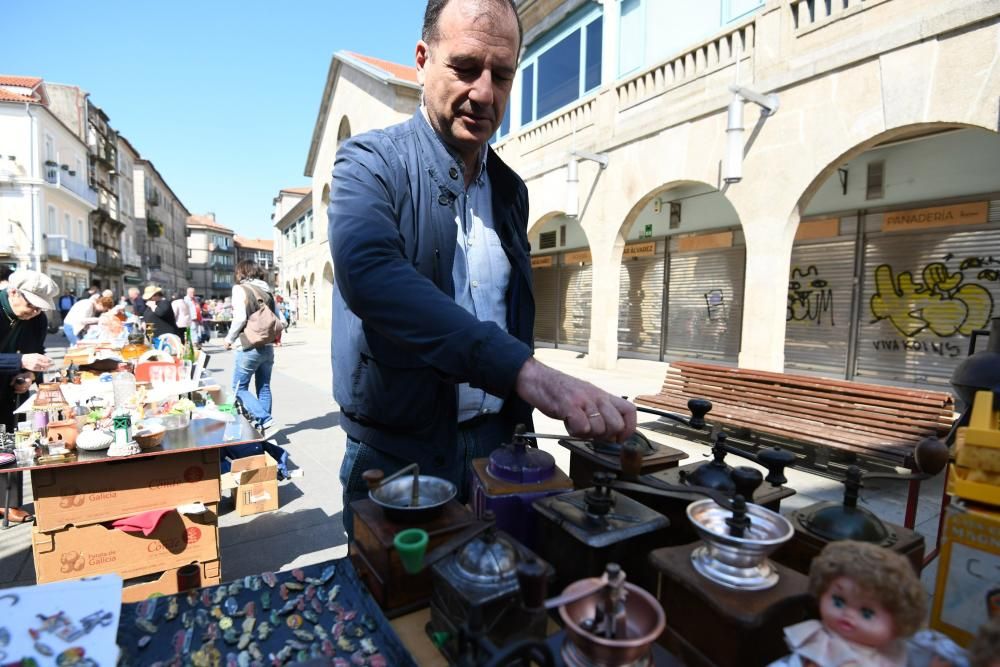 Feria de antigüedades en Pontevedra | Lo antiguo nunca pasa de moda