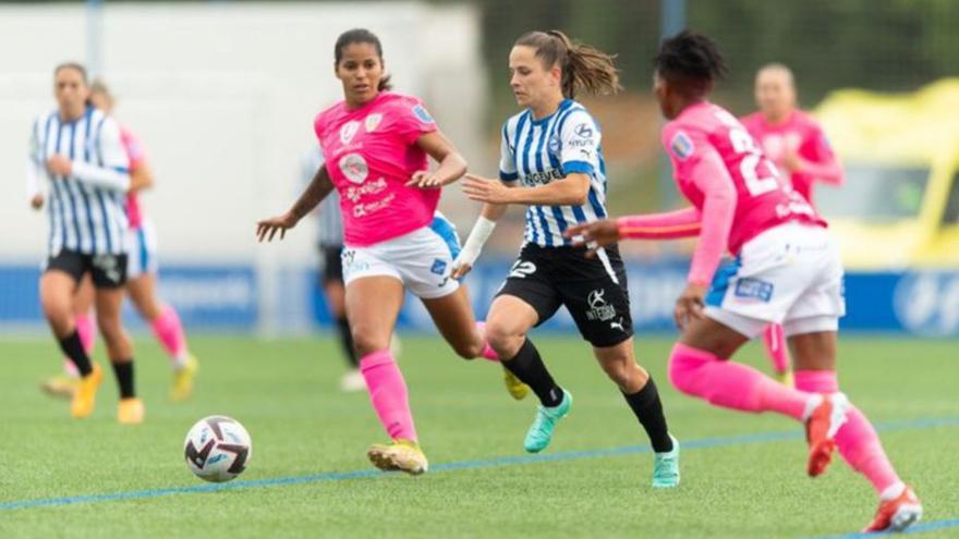 Jugadoras del Alhama ElPozo presionan a una rival. | DEPORTIVO ALAVÉS GLORIOSAS