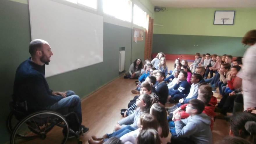 Alumnos asistentes a la charla.