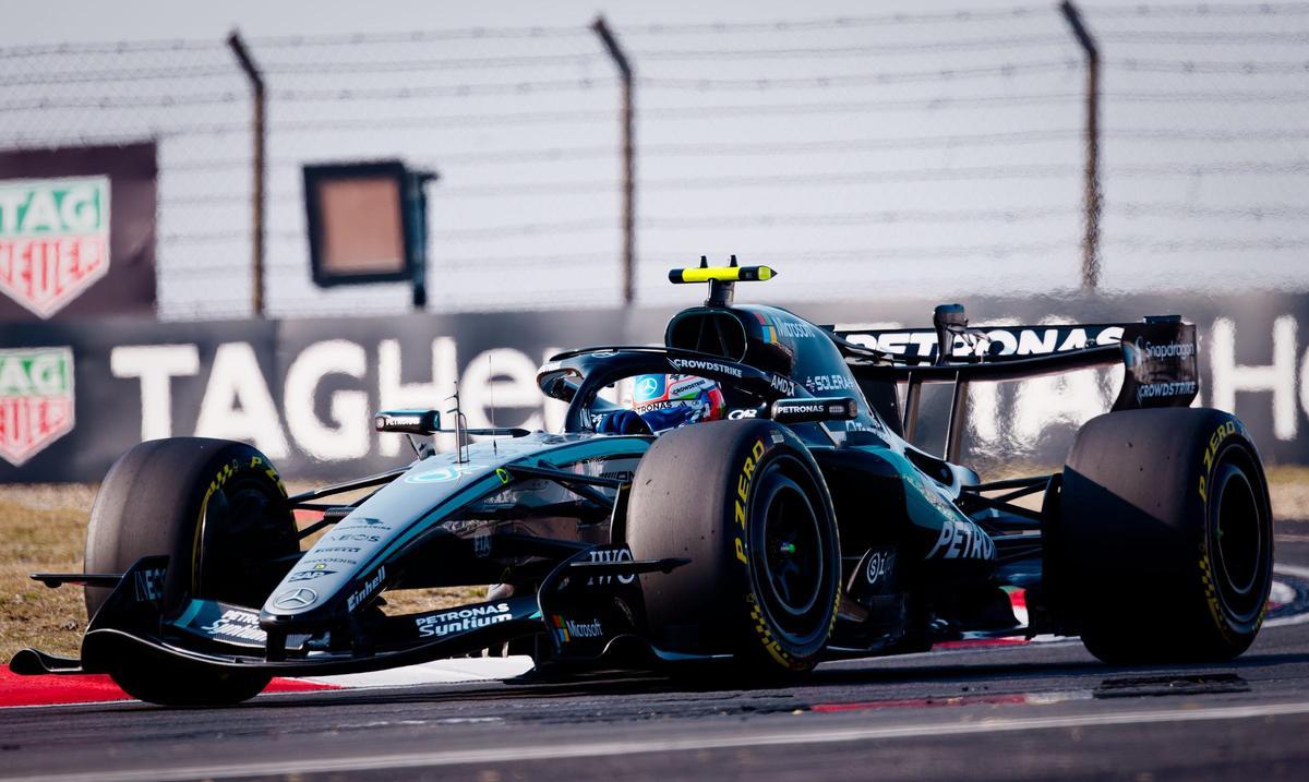 Kimi Antonelli se lleva la pole en China