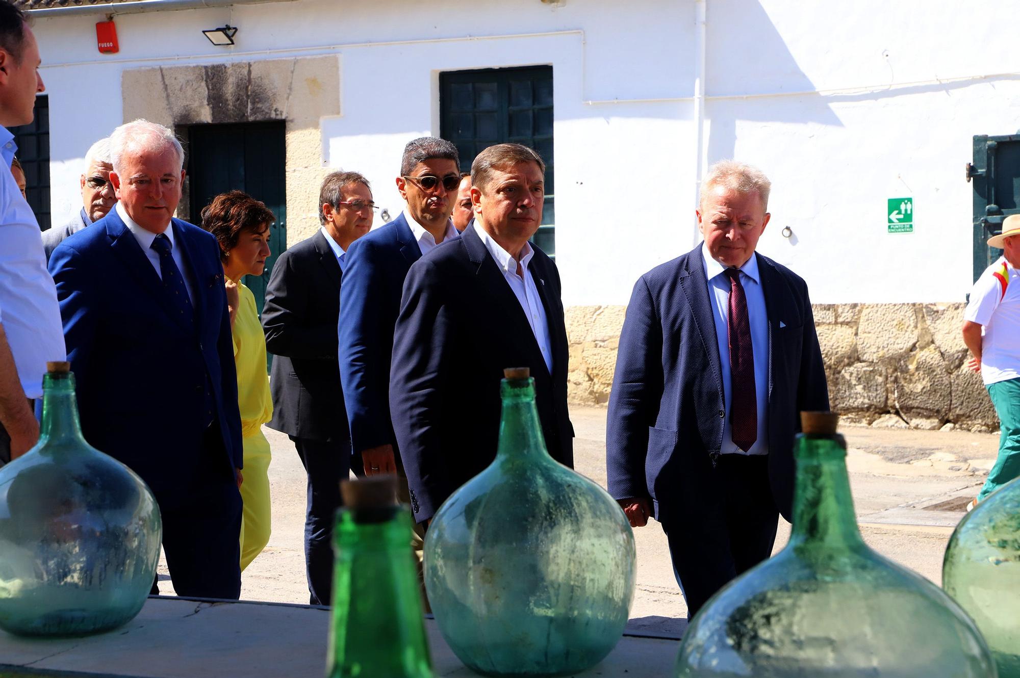 Visita que los ministros de Agricultura de la Unión Europea al marco vitivinícola de Montilla-Moriles