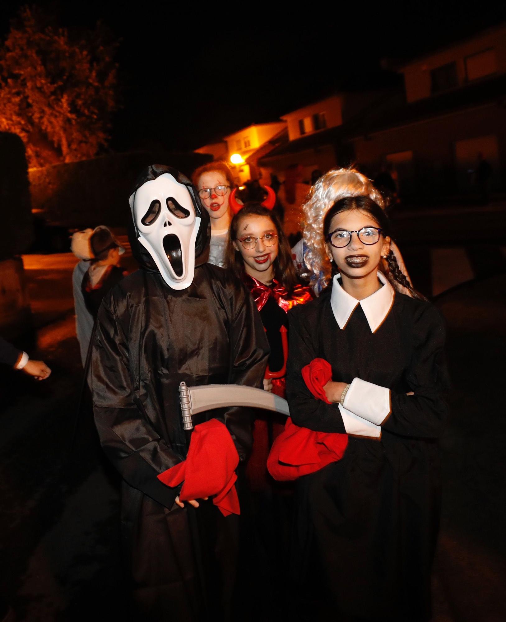 EN IMÁGENES: La Fresneda, a la calle para celebrar Halloween