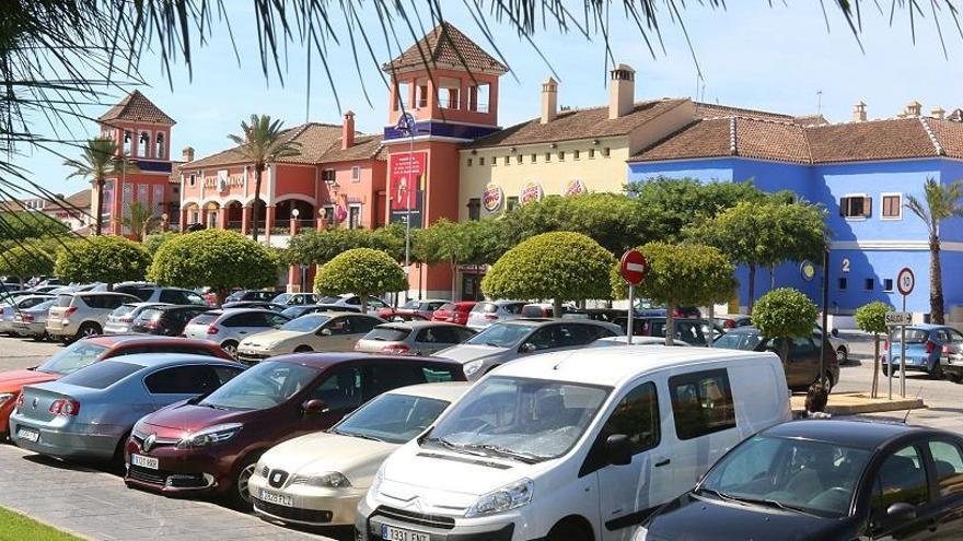 Zona de aparcamientos en el plaza Mayor.