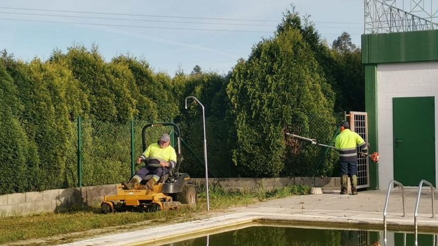 Sada y Sargadelos renuevan el convenio para el uso público de la piscina Pía do Loureiro