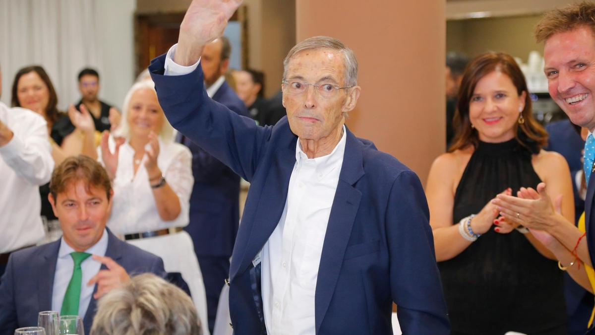Fallece Ceferino Micó, fundador de la comparsa "Bucaneros" de Ontinyent