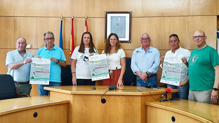 La copa de kayak de mar reunirá en Candás este fin de semana a unos 600 deportistas de todo el país