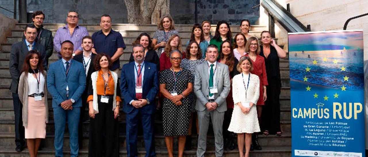 Participantes en la reunión del Consorcio de Universidades Campus RUP en la sede institucional de la ULPGC.