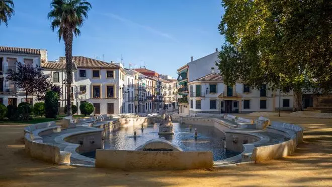 El pequeño pueblo de España que custodia una iglesia de estilo gótico-mudéjar