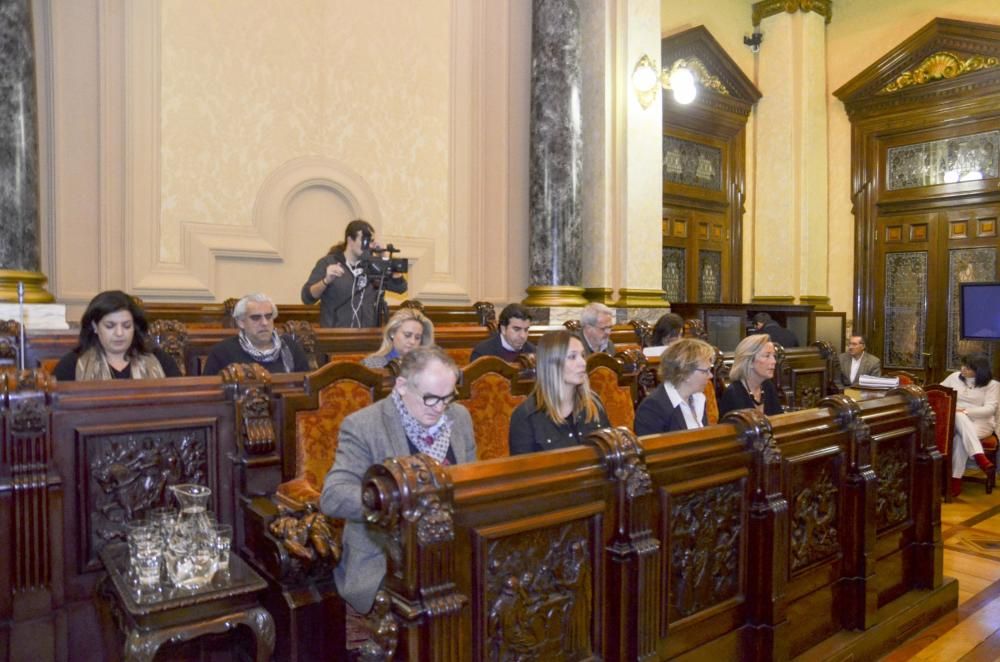 Pleno en el Ayuntamiento de A Coruña (12/12/16)