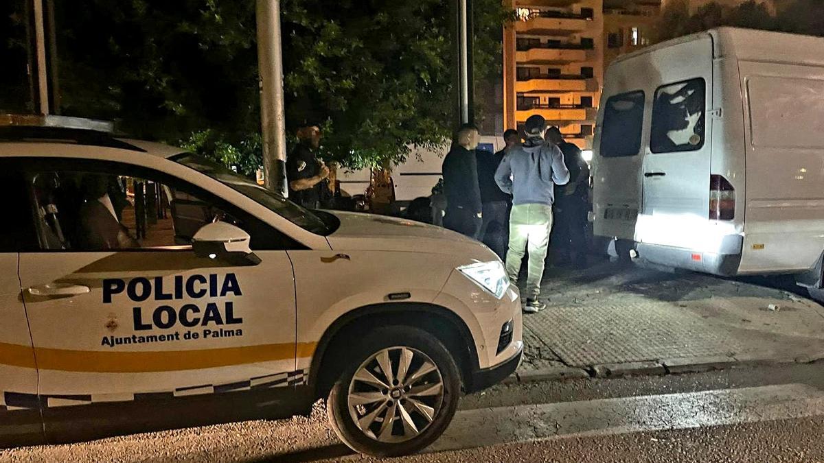 Una patrulla de la Policía Local de Palma.