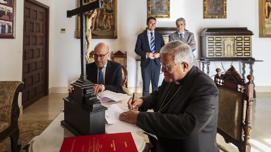 La Diócesis y la Fundación Cajasur acuerdan la ampliación por treinta años de la cesión de la Iglesia de la Magdalena