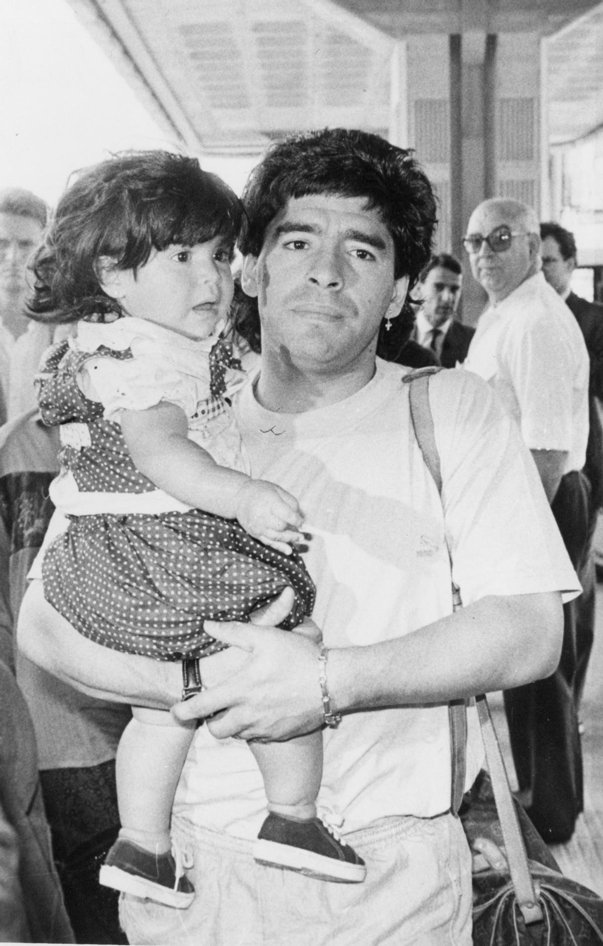 Cuando Maradona estuvo en Mestalla