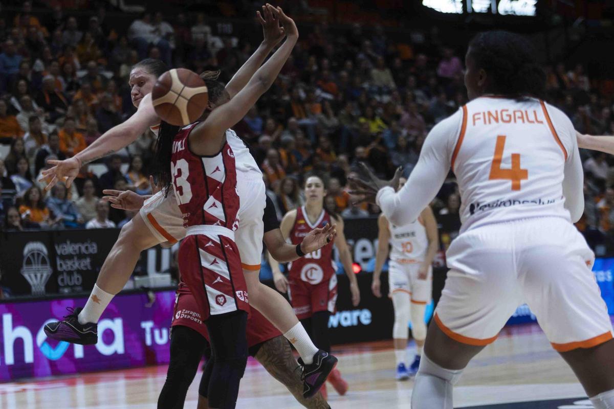 Partido Valencia Basket- Casademont Zaragoza